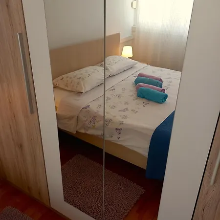 Mystic Apartment